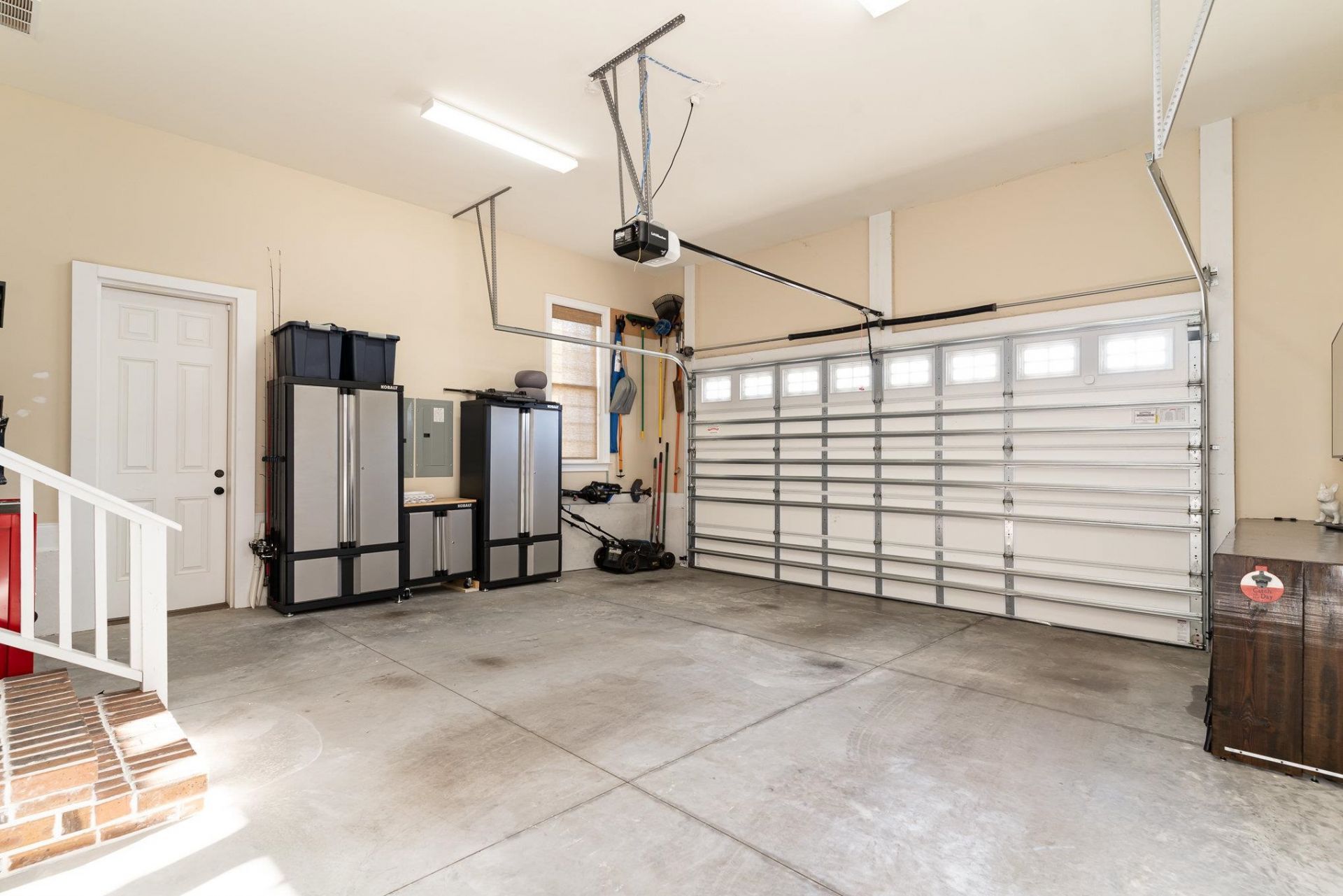 752 Crystal Water Way  Photo 18