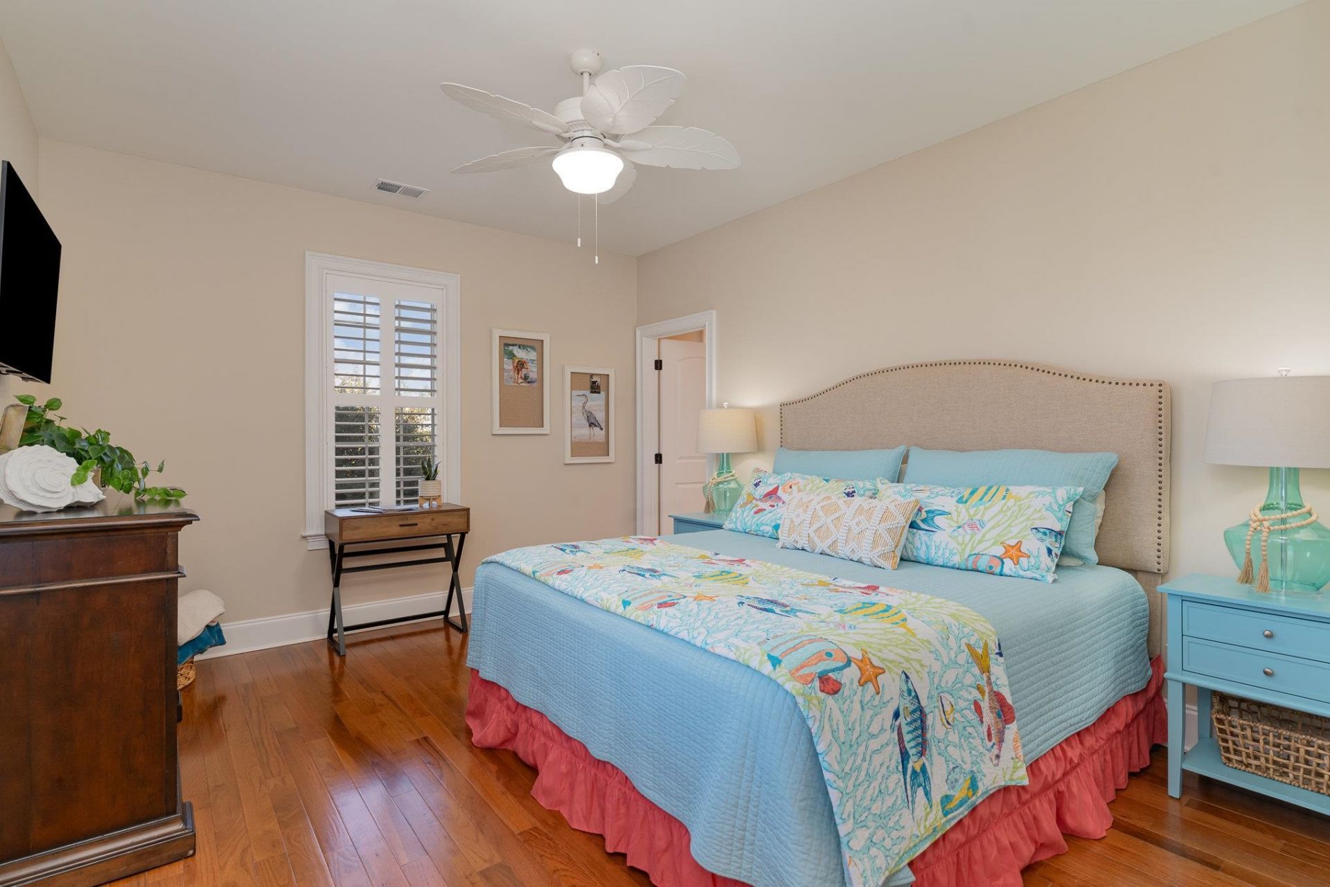 752 Crystal Water Way  Photo 21