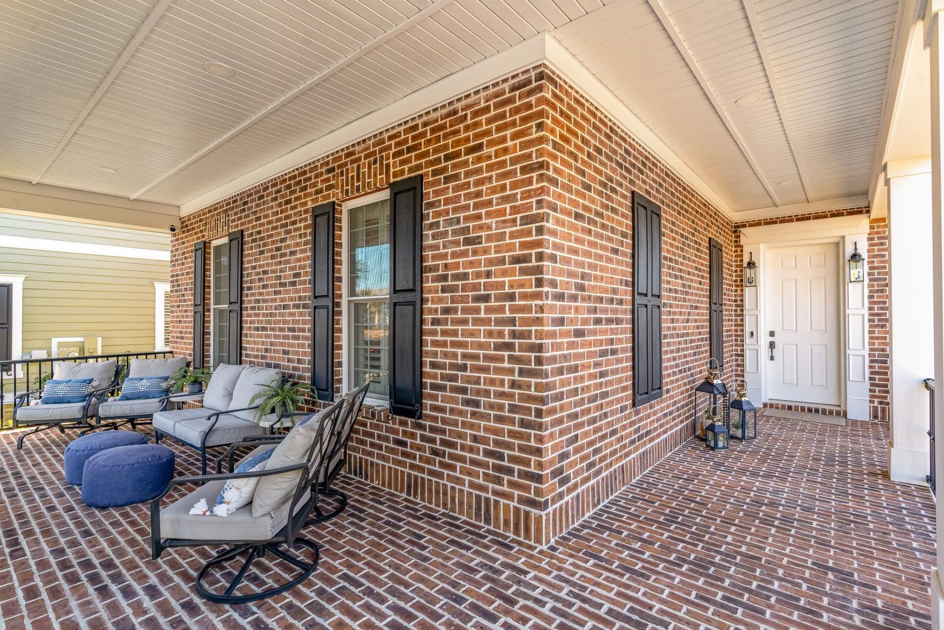 752 Crystal Water Way  Photo 28