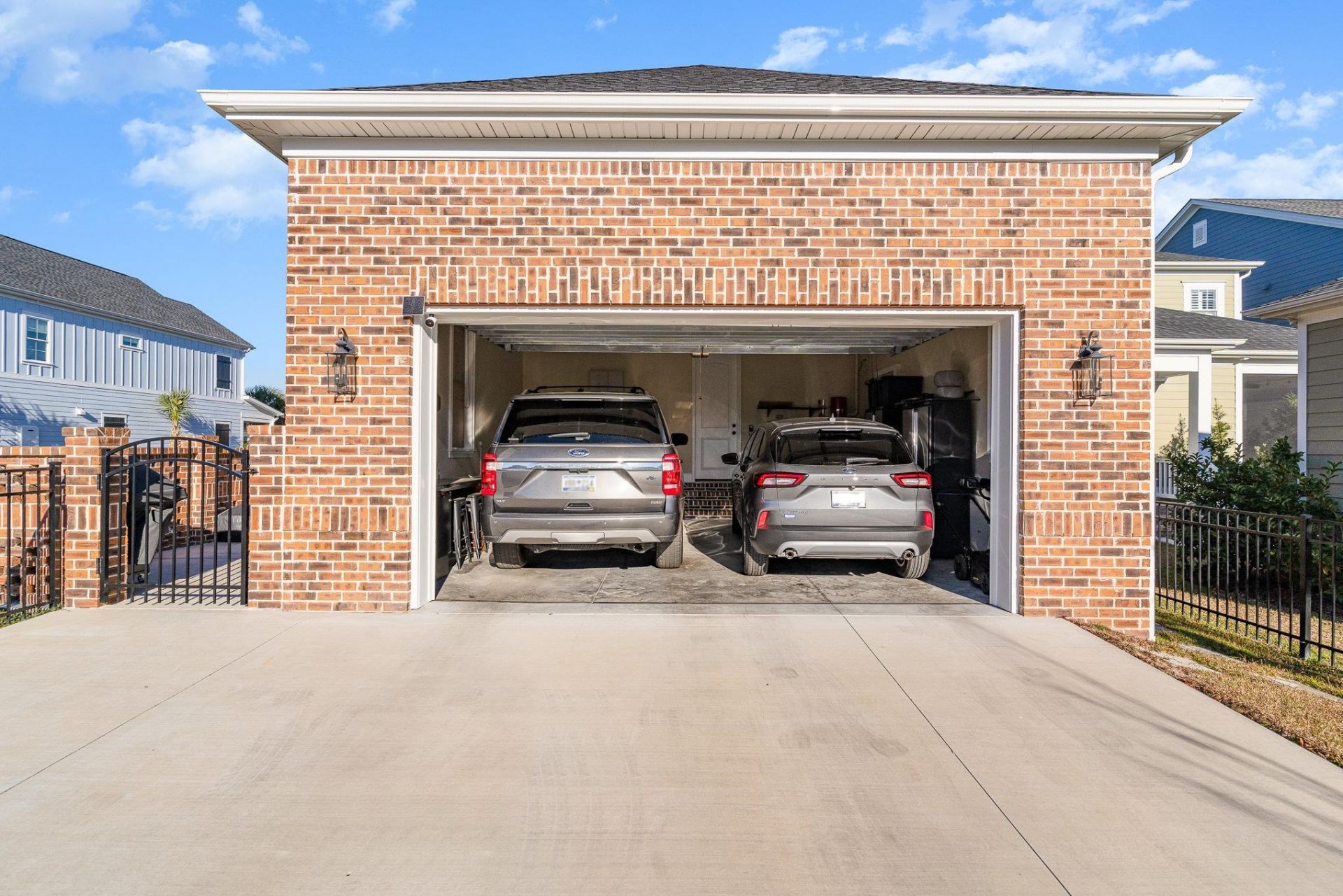 752 Crystal Water Way  Photo 35