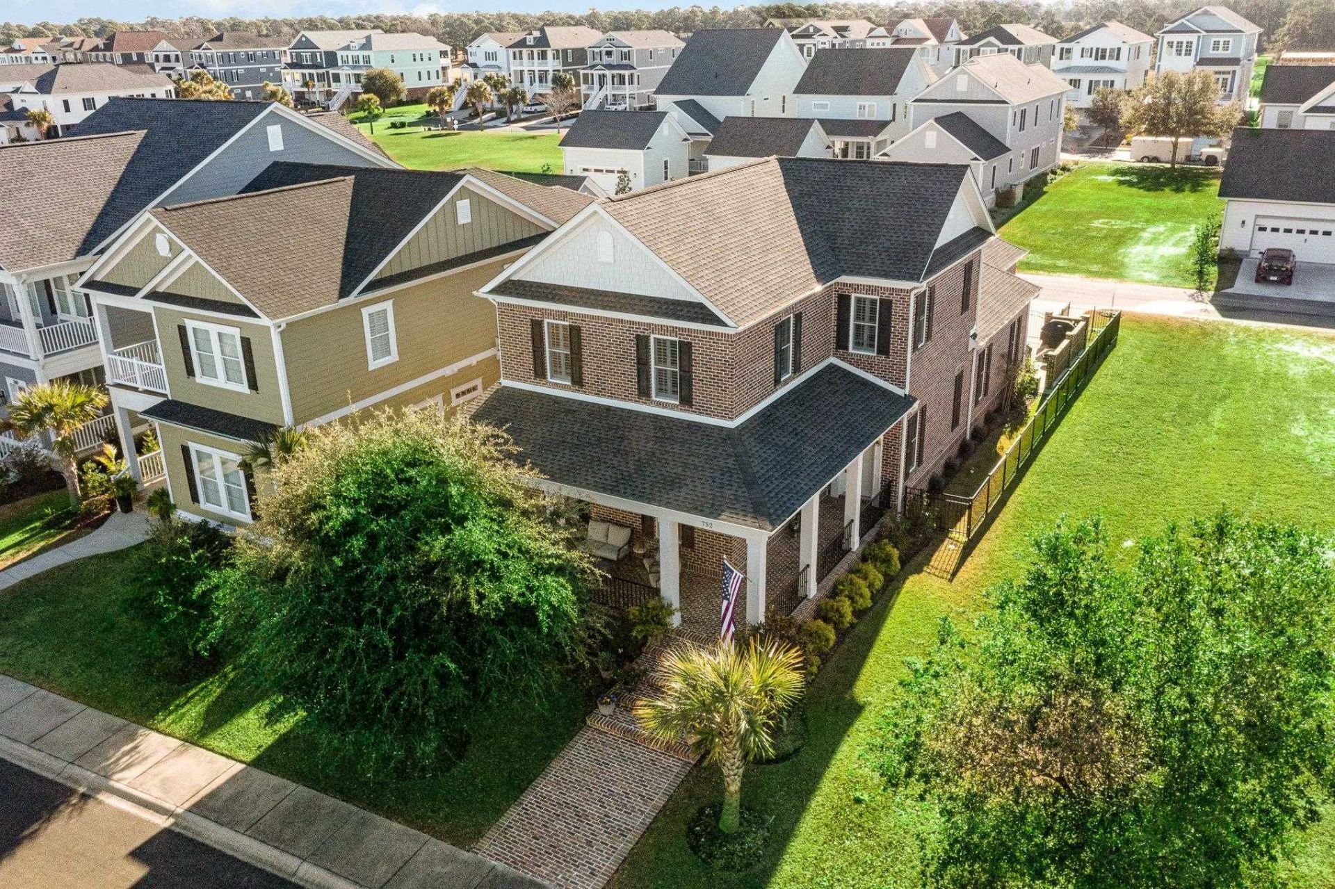 752 Crystal Water Way  Photo 36