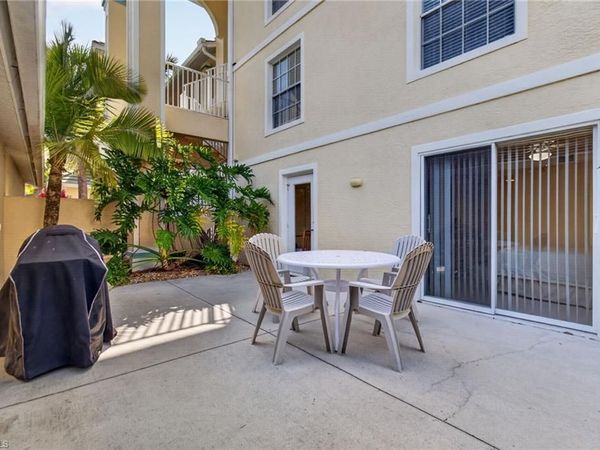 15505 Cedarwood LN, Unit 105, NAPLES, FL 34110