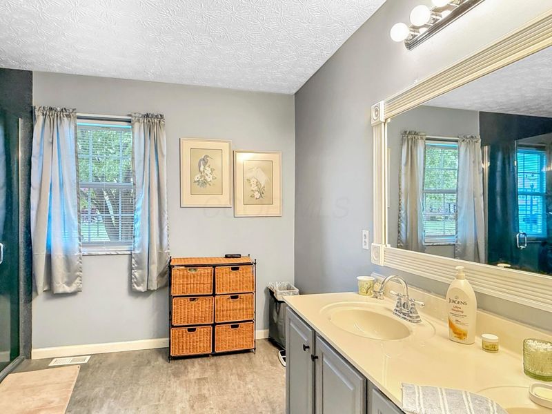 4801 Elmont Place , Groveport, OH 43125 Photo 18