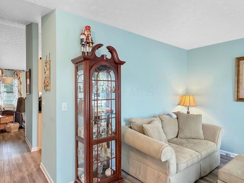 4801 Elmont Place , Groveport, OH 43125 Photo 3