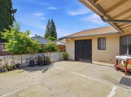 4170 Armadale Way, Sacramento, CA 95823 Photo