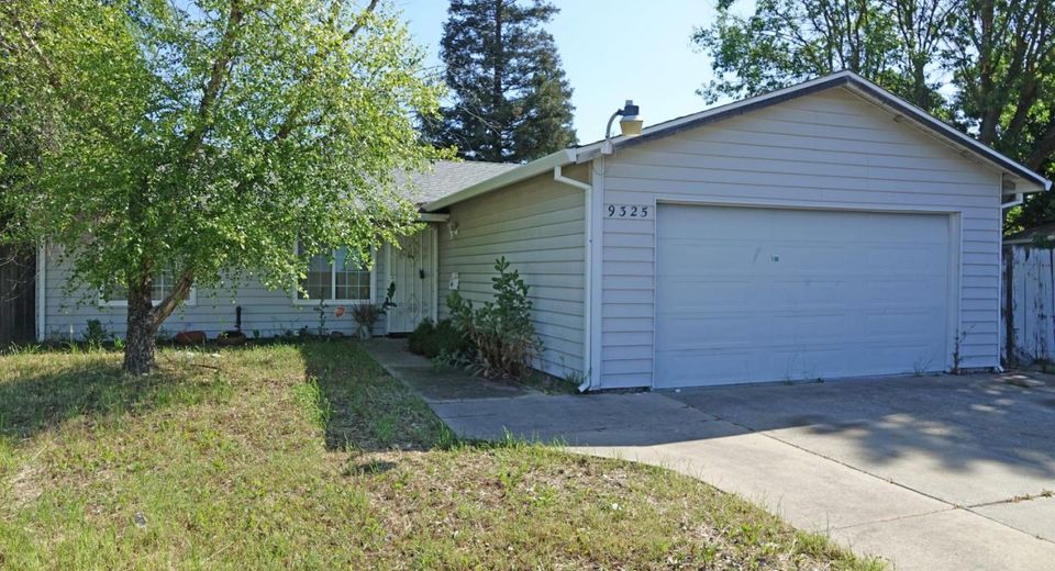 9325 Henley Way, Sacramento, CA 95826 Photo