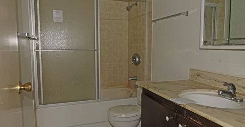9325 Henley Way, Sacramento, CA 95826 Photo
