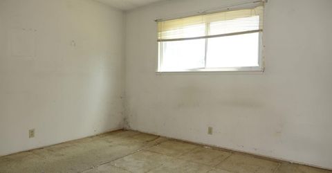 9325 Henley Way, Sacramento, CA 95826 Photo