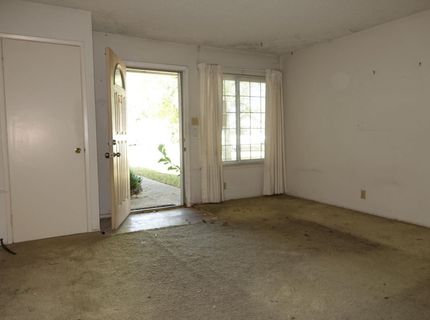 9325 Henley Way, Sacramento, CA 95826 Photo