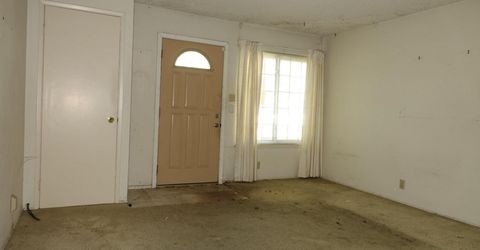 9325 Henley Way, Sacramento, CA 95826 Photo