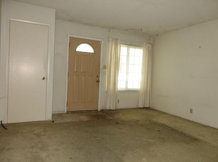 9325 Henley Way, Sacramento, CA 95826 Photo