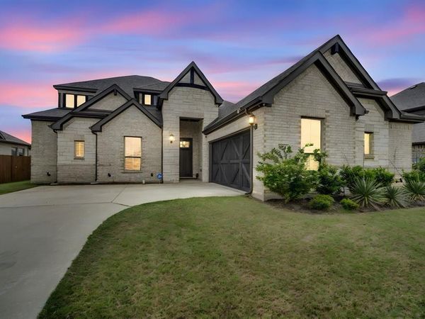 624 Sirius Lane, Waxahachie, TX 75165