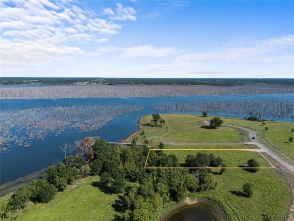 515 Shoreline Drive, Dodd City, TX 75438