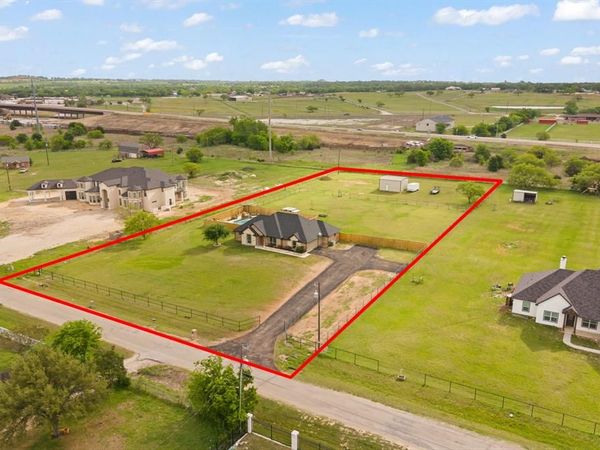 8121 Apollo Drive, Joshua, TX 76058