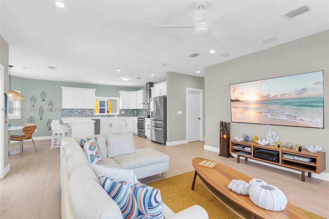 949 Plantation Road , Key Largo, FL 33037 Photo