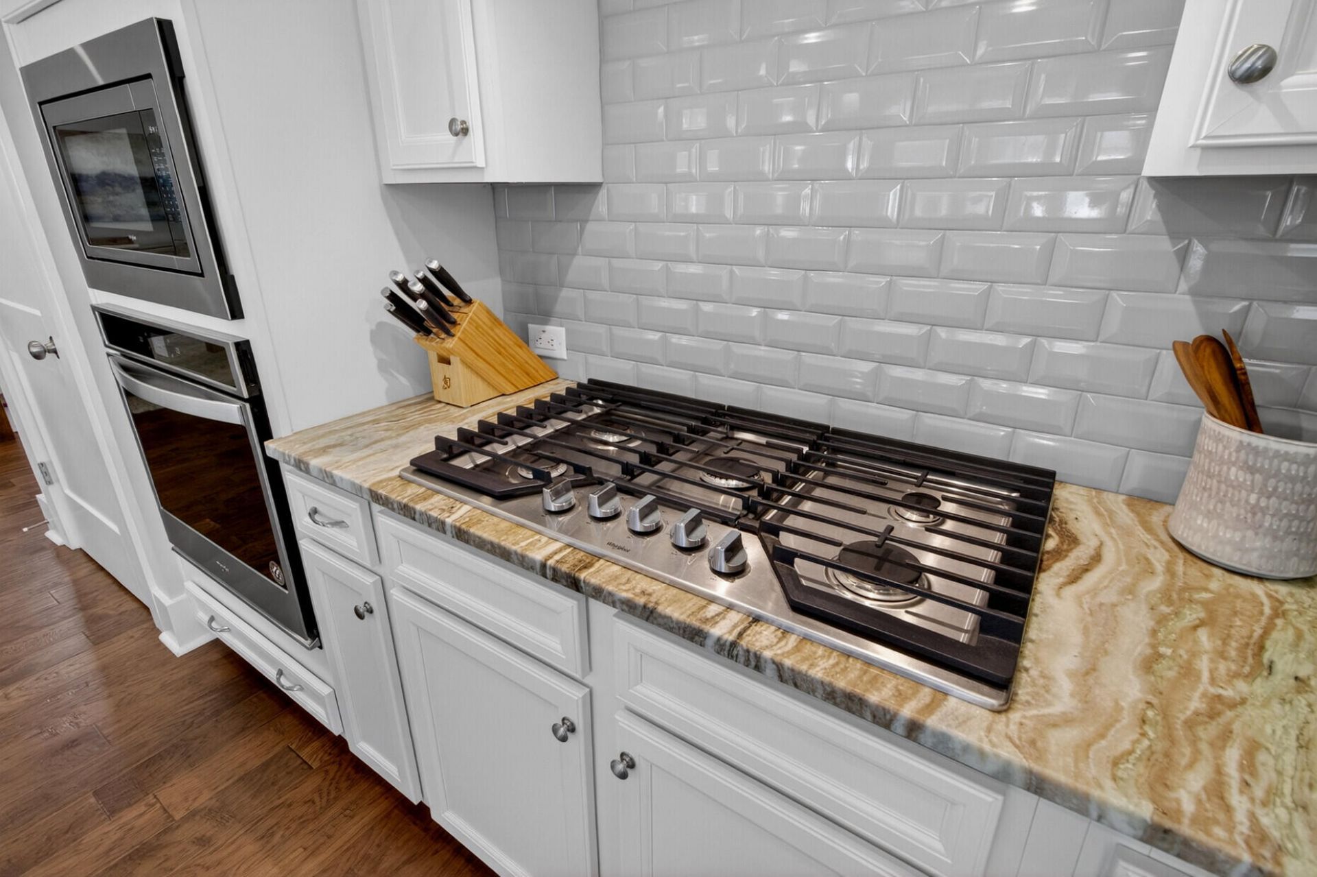 3542 Crosstrees Lane Photo 17