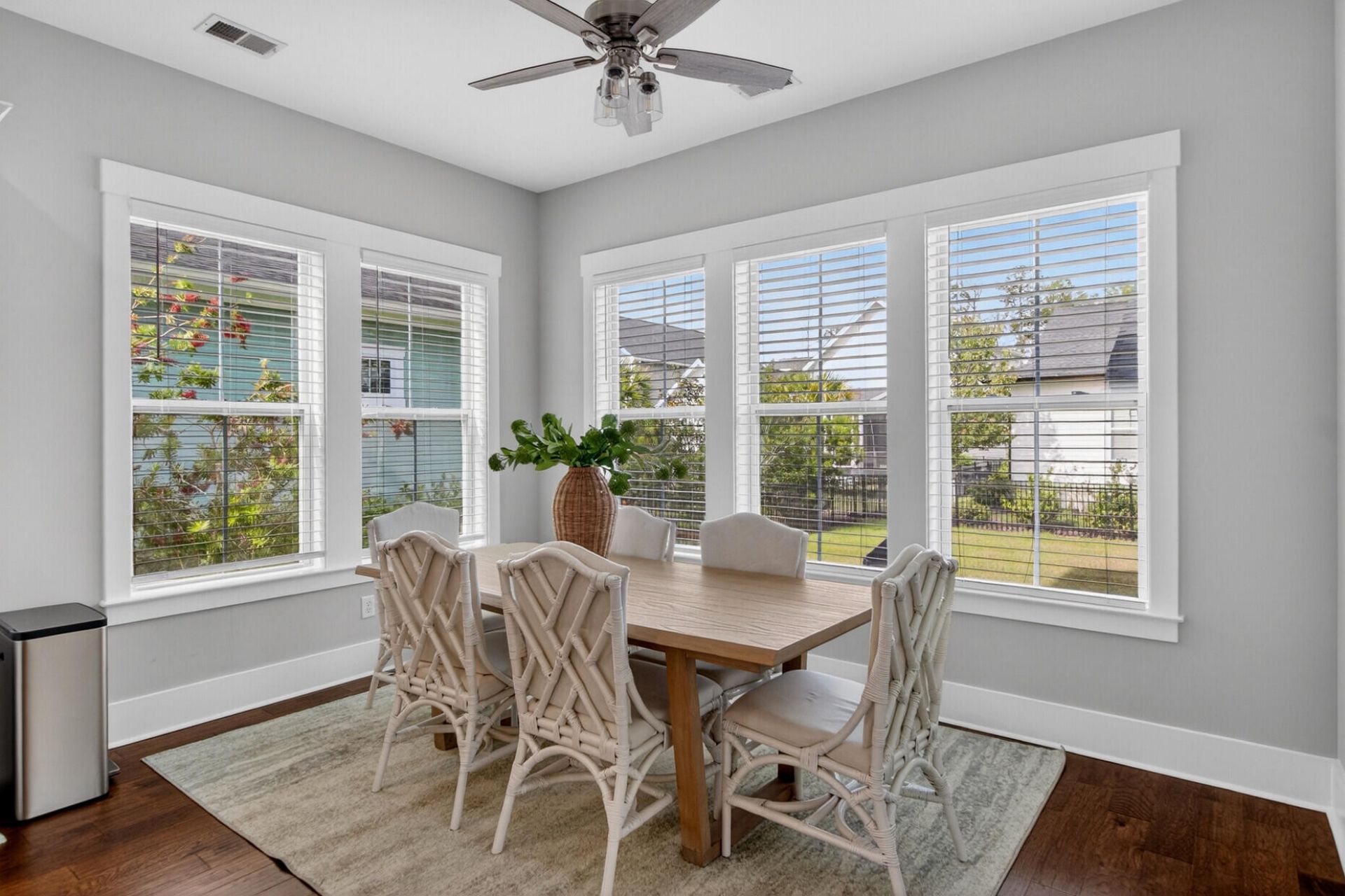 3542 Crosstrees Lane Photo 19