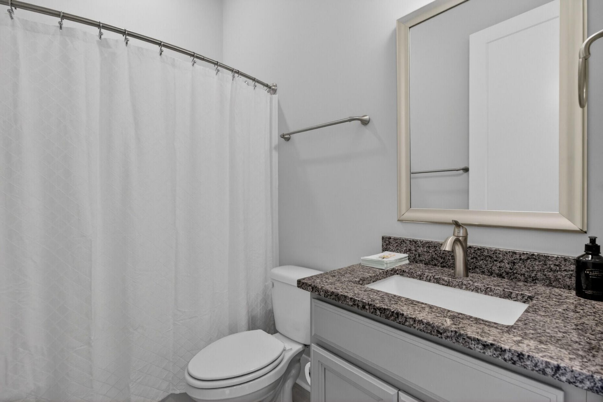 3542 Crosstrees Lane Photo 23