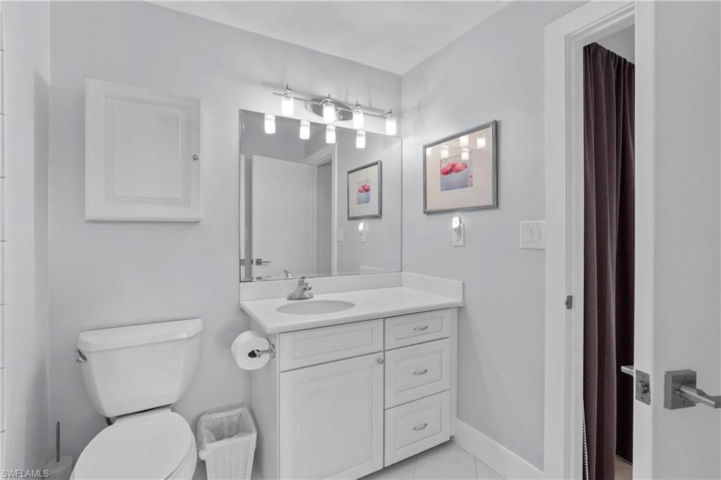 3308 Europa Dr, Unit 30, Naples, FL 34105 Photo