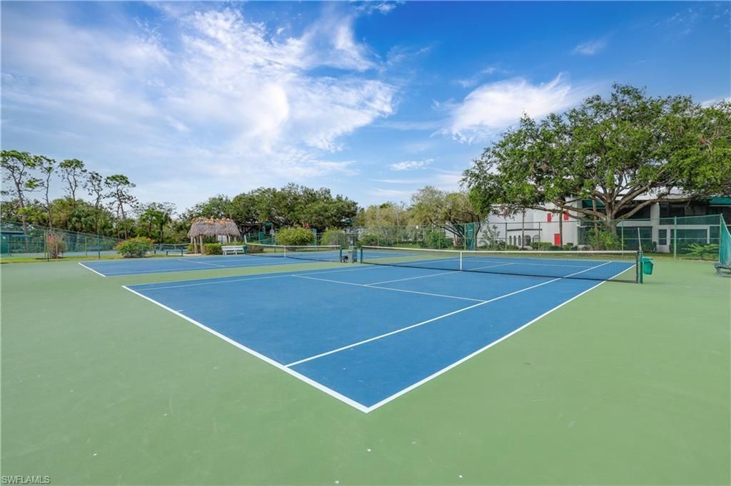 3308 Europa Dr, Unit 30, Naples, FL 34105 Photo