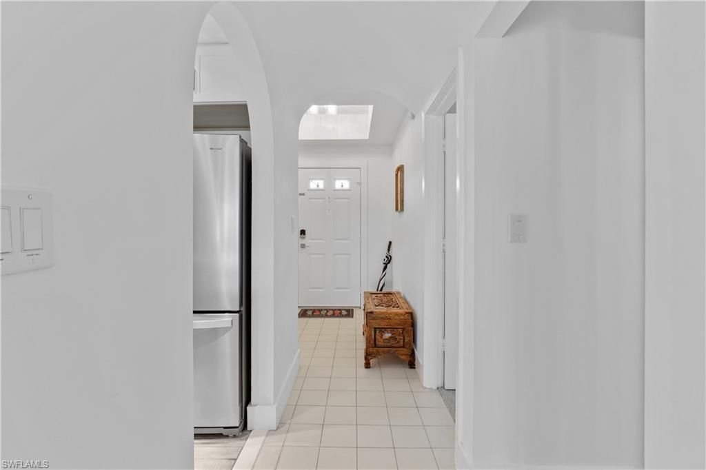 3308 Europa Dr, Unit 30, Naples, FL 34105 Photo