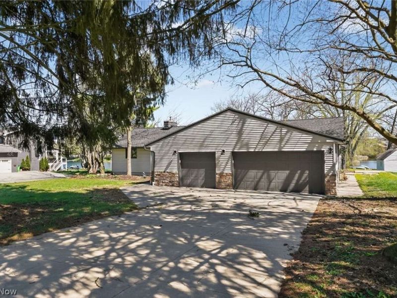 5550 West Blvd NW, Canton, OH 44718 Photo 2