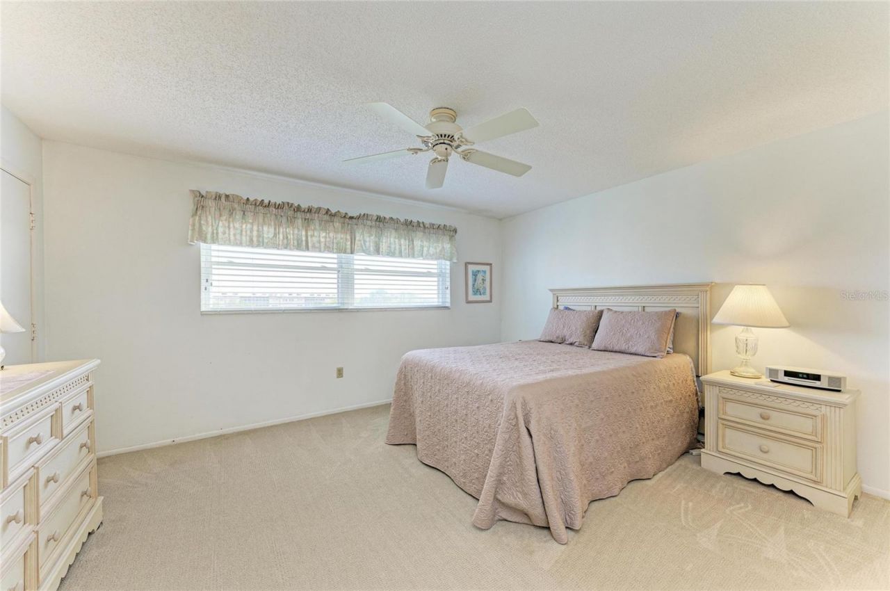 3680 Ironwood Cir, Unit 601L, Bradenton, FL 34209 Photo