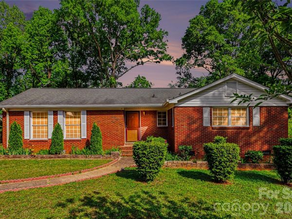 3220 Wiseman Drive, Charlotte, NC 28227