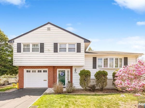 1150 Roosevelt Avenue, NEW MILFORD, NJ 07646