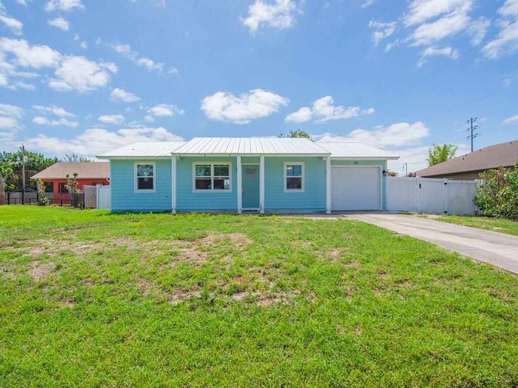 980 SW Connecticut Terrace, Port Saint Lucie, FL 34953 Photo