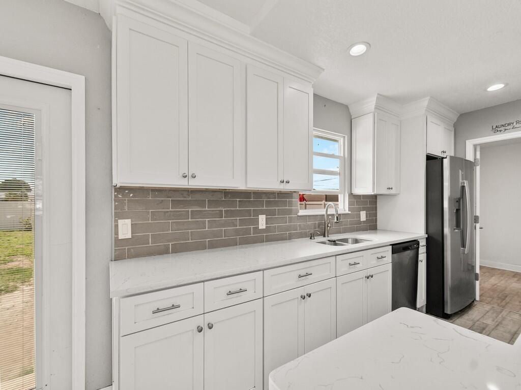 980 SW Connecticut Terrace, Port Saint Lucie, FL 34953 Photo