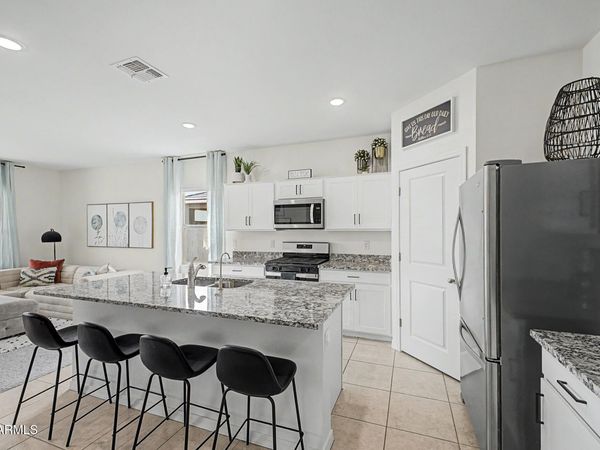 5631 W MOODY Trail, Laveen, AZ 85339