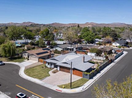182 Rodger Circle, Sparks, NV 89431 Photo