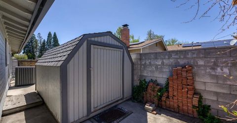 182 Rodger Circle, Sparks, NV 89431 Photo