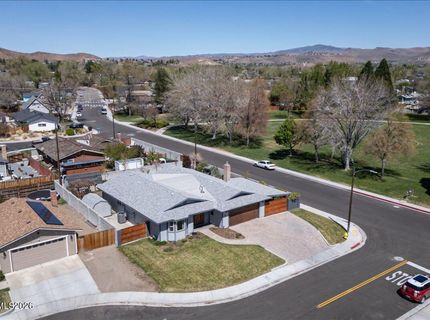 182 Rodger Circle, Sparks, NV 89431 Photo