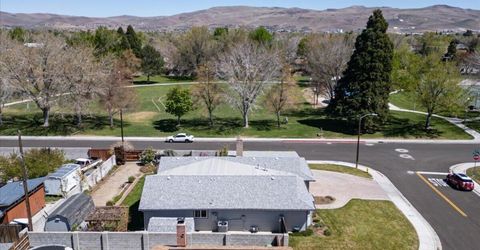 182 Rodger Circle, Sparks, NV 89431 Photo