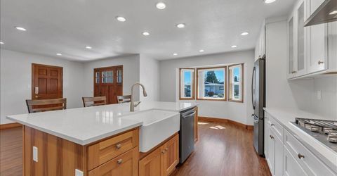 182 Rodger Circle, Sparks, NV 89431 Photo