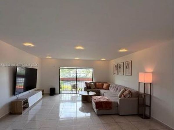 8650 SW 149th Ave , Unit 310, Miami, FL 33193