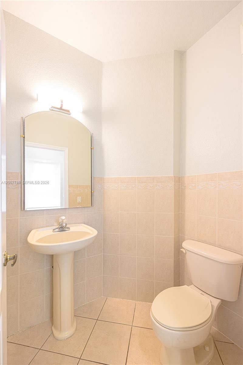 8964 W Flagler St, Unit 206, Miami, FL 33174 Photo