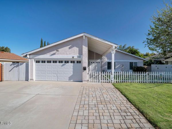 2353 Bryson Place, Simi Valley, CA 93065