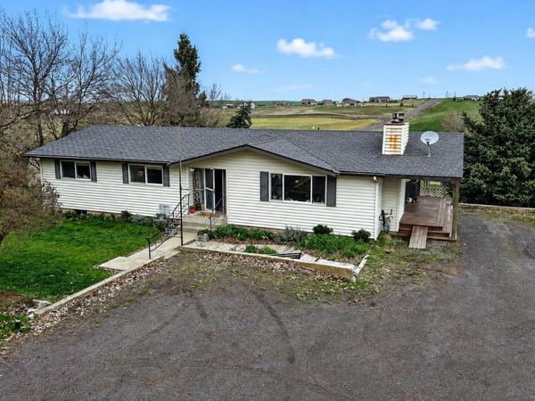 27164 N Gunning Rd, Davenport, WA 99122