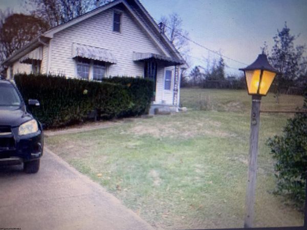 4564 S calhoun Highway, Grantsville, WV 26147