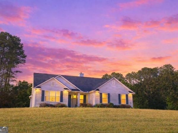 20 Sugar Mill Drive, Dallas, GA 30157