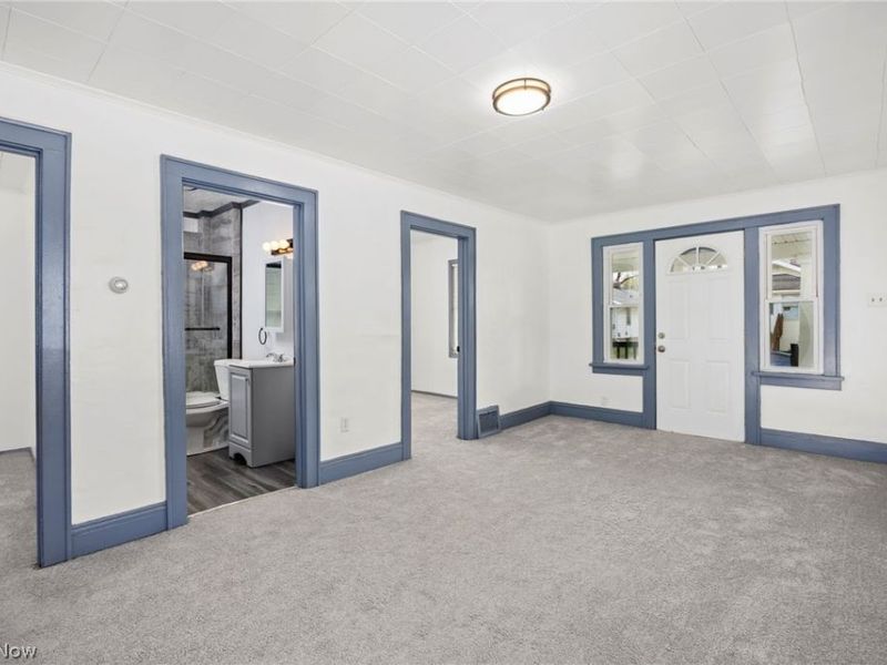 961 Wyley Avenue, Akron, OH 44306 Photo 10