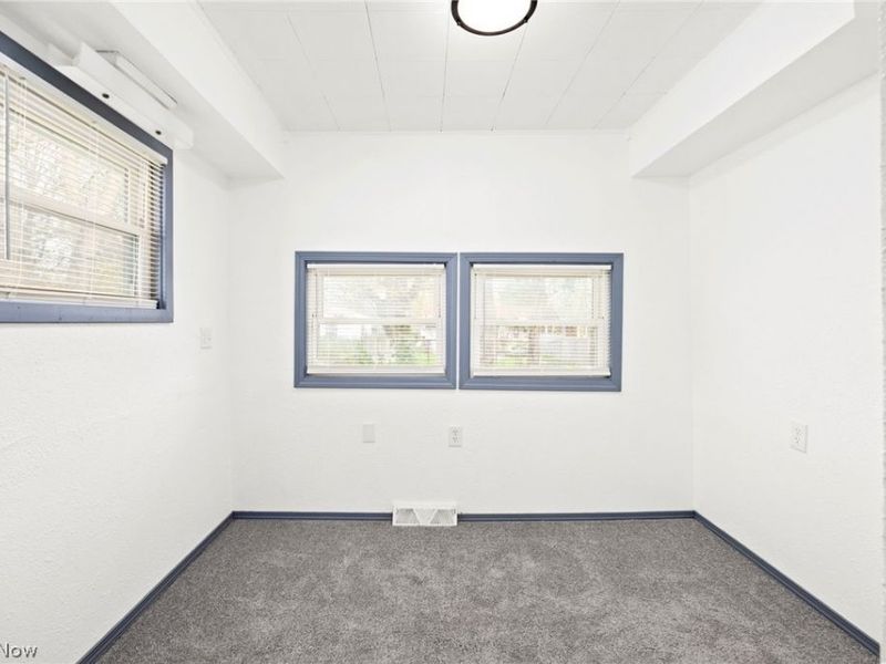 961 Wyley Avenue, Akron, OH 44306 Photo 17