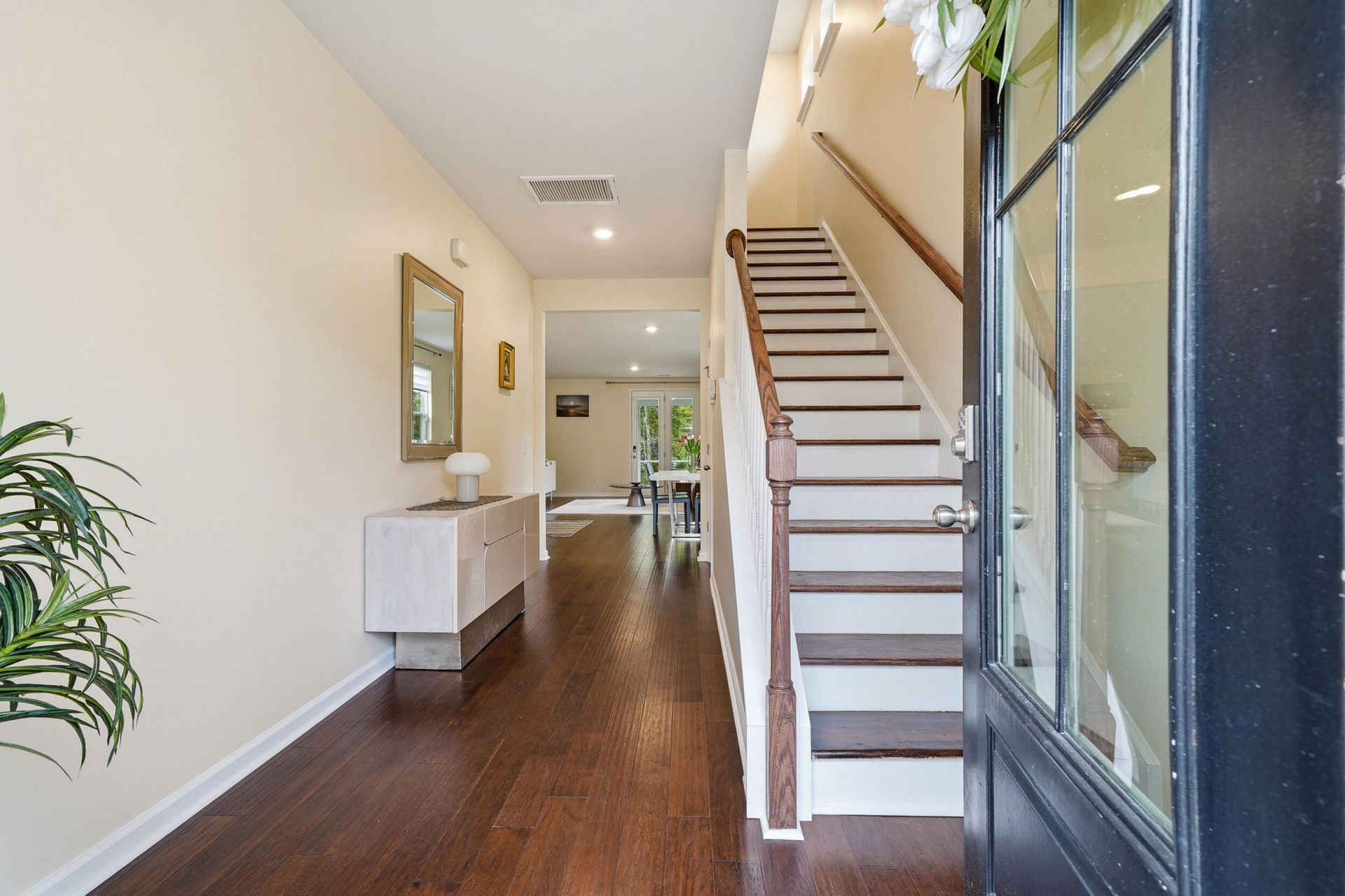 1067 Sago Palm Court Photo 9