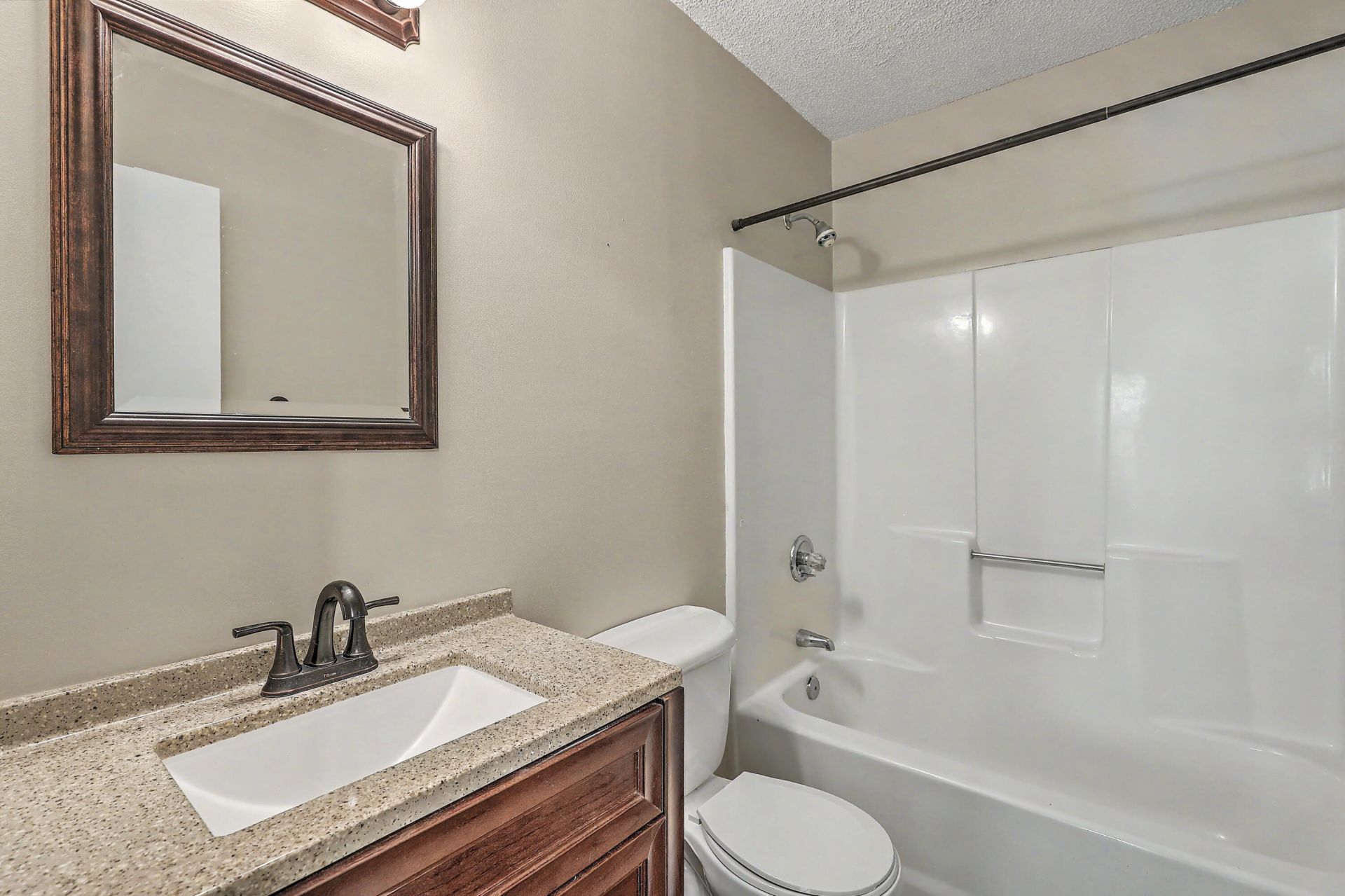 109 Mapperton Court Photo 19