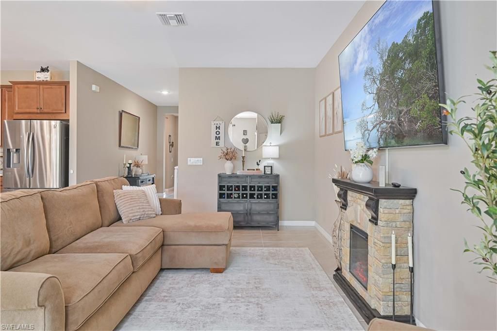 3273 Apple Blossom Dr, Alva, FL 33920 Photo