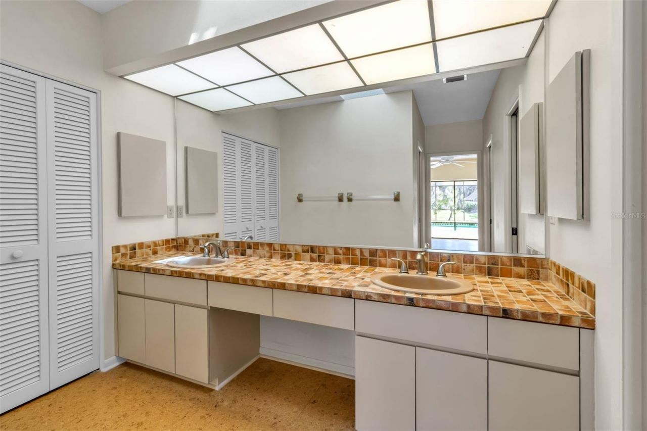 1732 Pine Harrier Circle, Sarasota, FL 34231 Photo