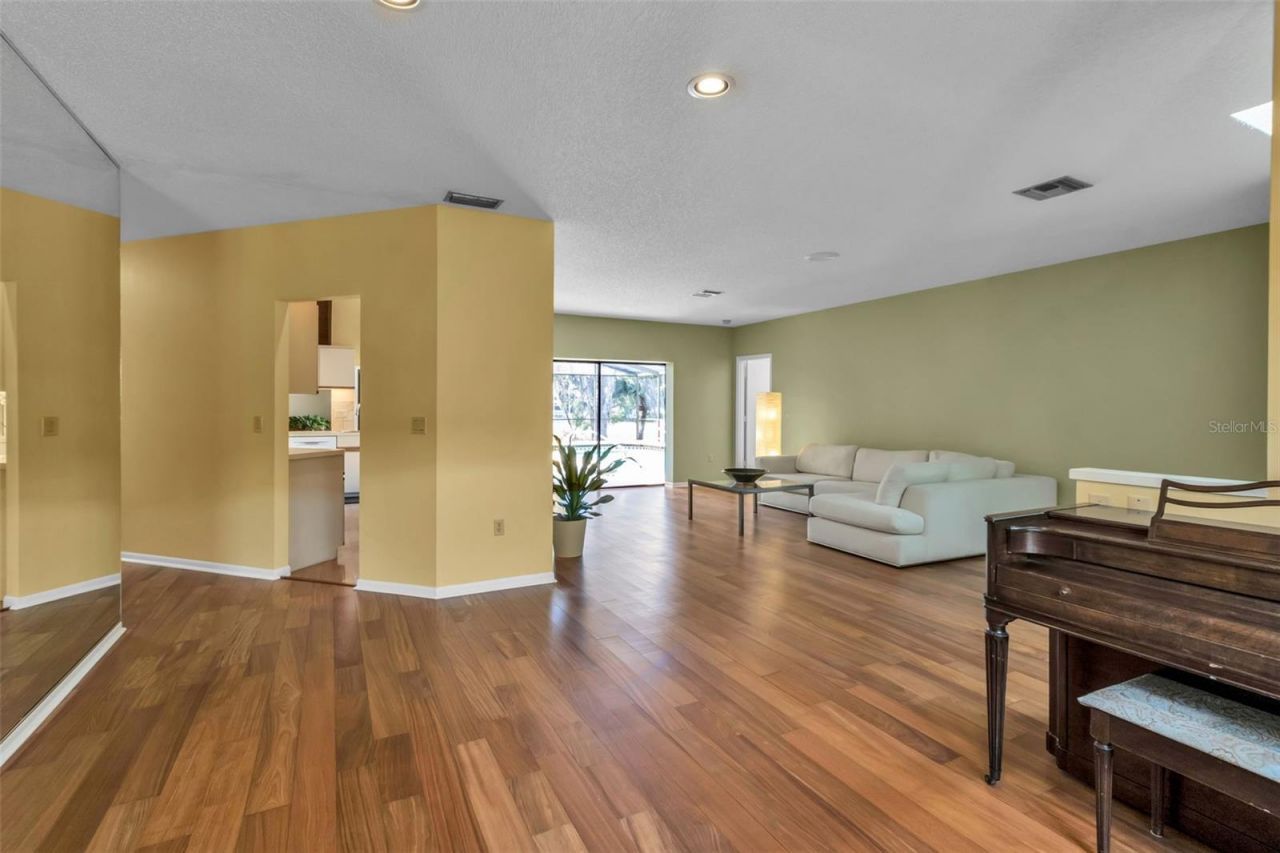 1732 Pine Harrier Circle, Sarasota, FL 34231 Photo